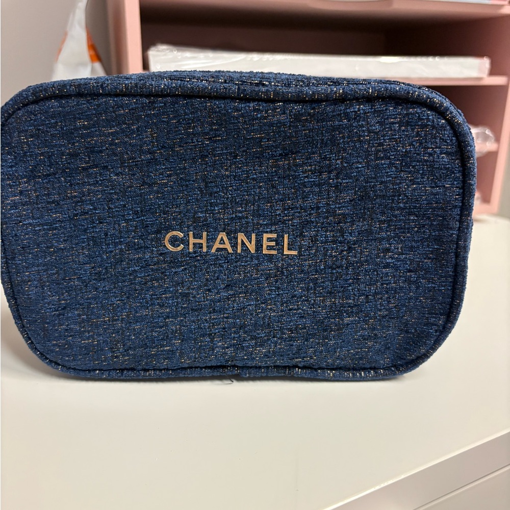 CHANEL Navy Tweed Pouch with Gold Logo